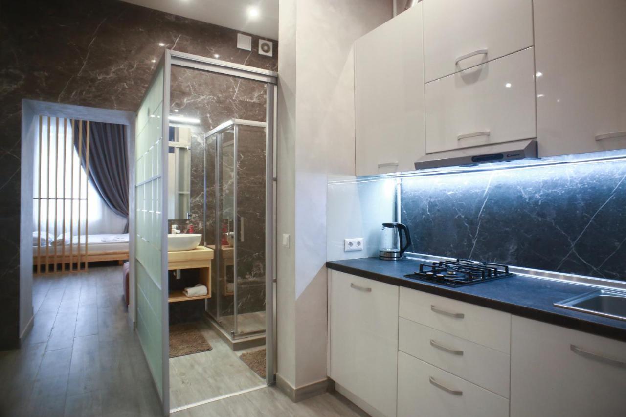 Leogrand Apartment On Drohobycha 4 リヴィウ エクステリア 写真